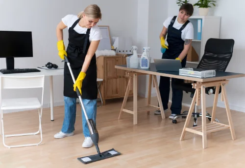 Nettoyage de bureau professionnel à Combles